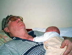 Napping with Grandpa Dale.jpg (81492 bytes)