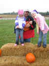 10_16_06 Pumpkin Patch (27).JPG (48816 bytes)