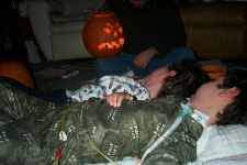 carvingpumpkinsR0003.jpg (118183 bytes)