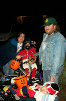 Halloween 040010.jpg (88627 bytes)