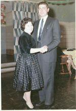 momanddaddressedup.jpg (116847 bytes)