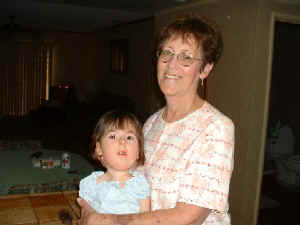 Samantha and Grandma 5.26.03 003resized.jpg (40110 bytes)